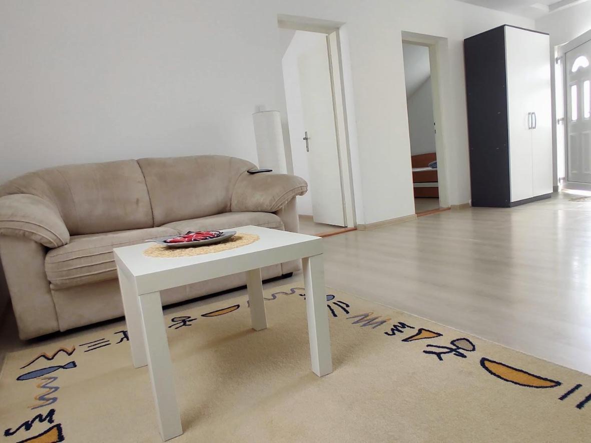 A1 - Airport Belgrade Apartment Extérieur photo